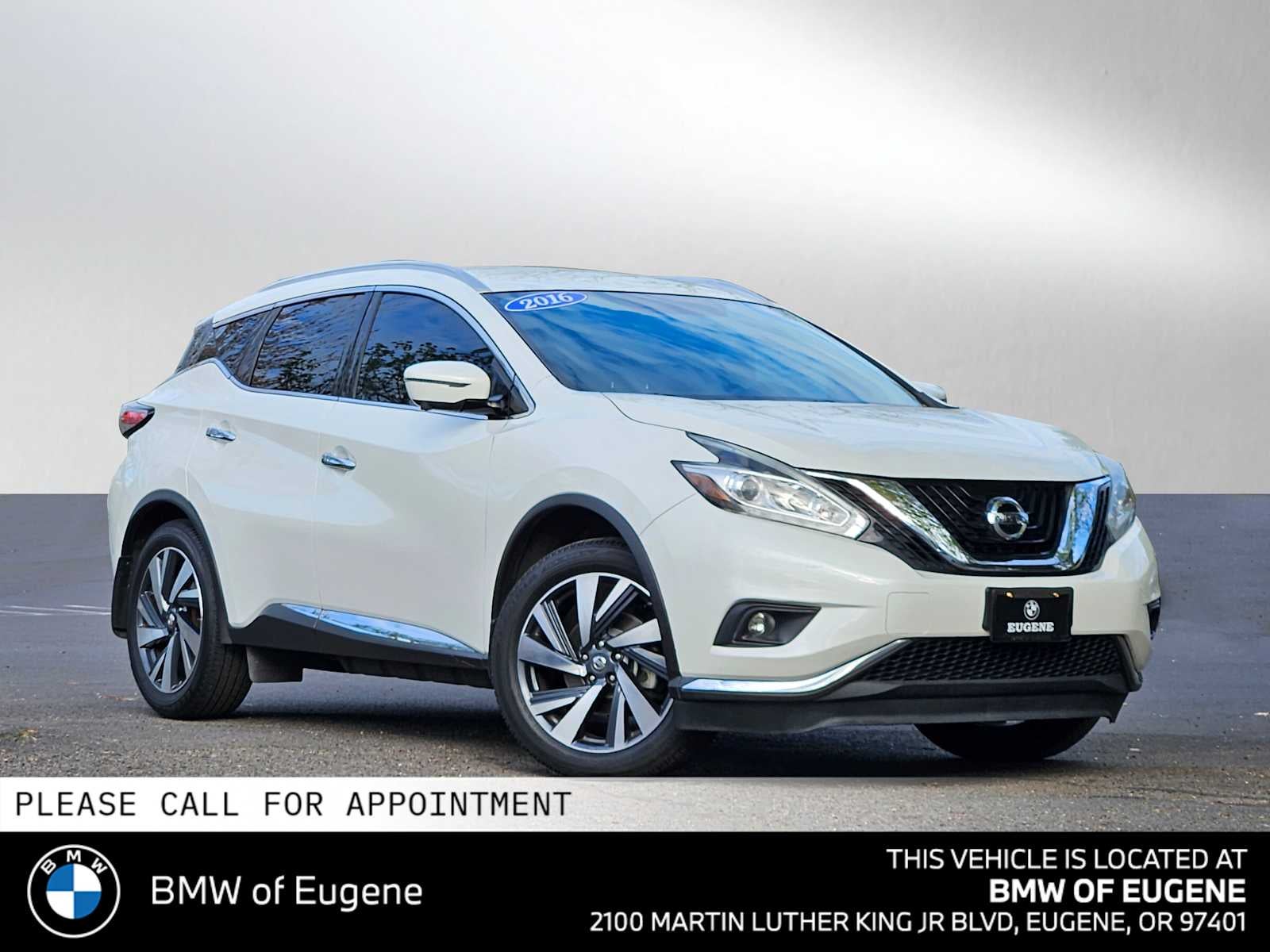 2016 Nissan Murano Platinum in Pearl White — front three-quarter view