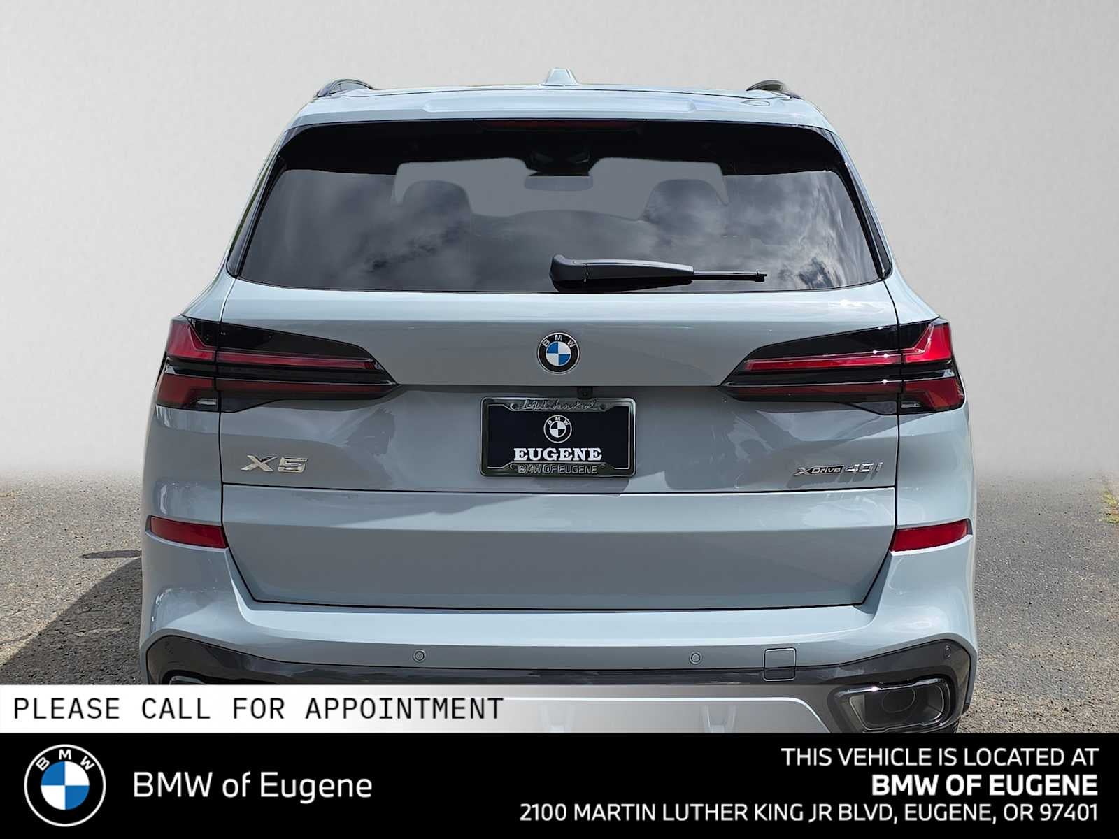 2026 BMW X5 xDrive40i — interior view