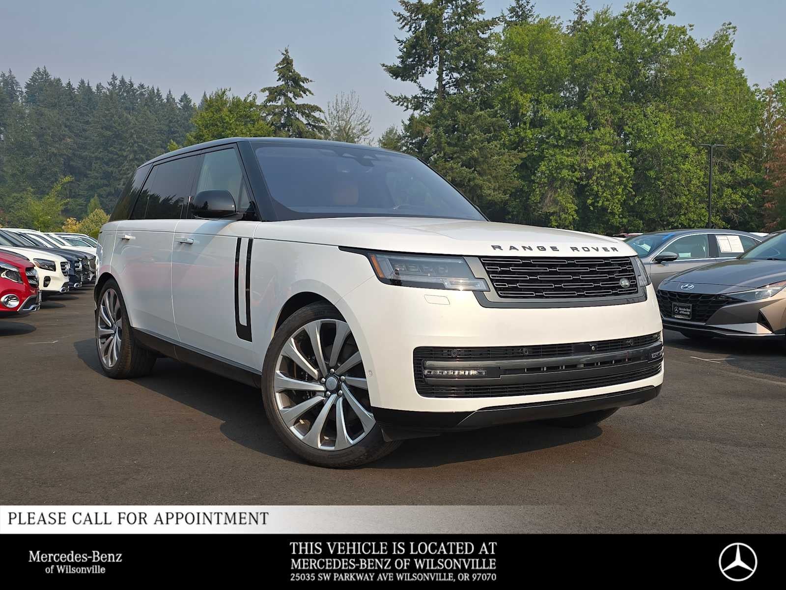 2023 Land Rover Range Rover SE in Icy White Sv Bespoke Special Effect Gloss — front three-quarter view