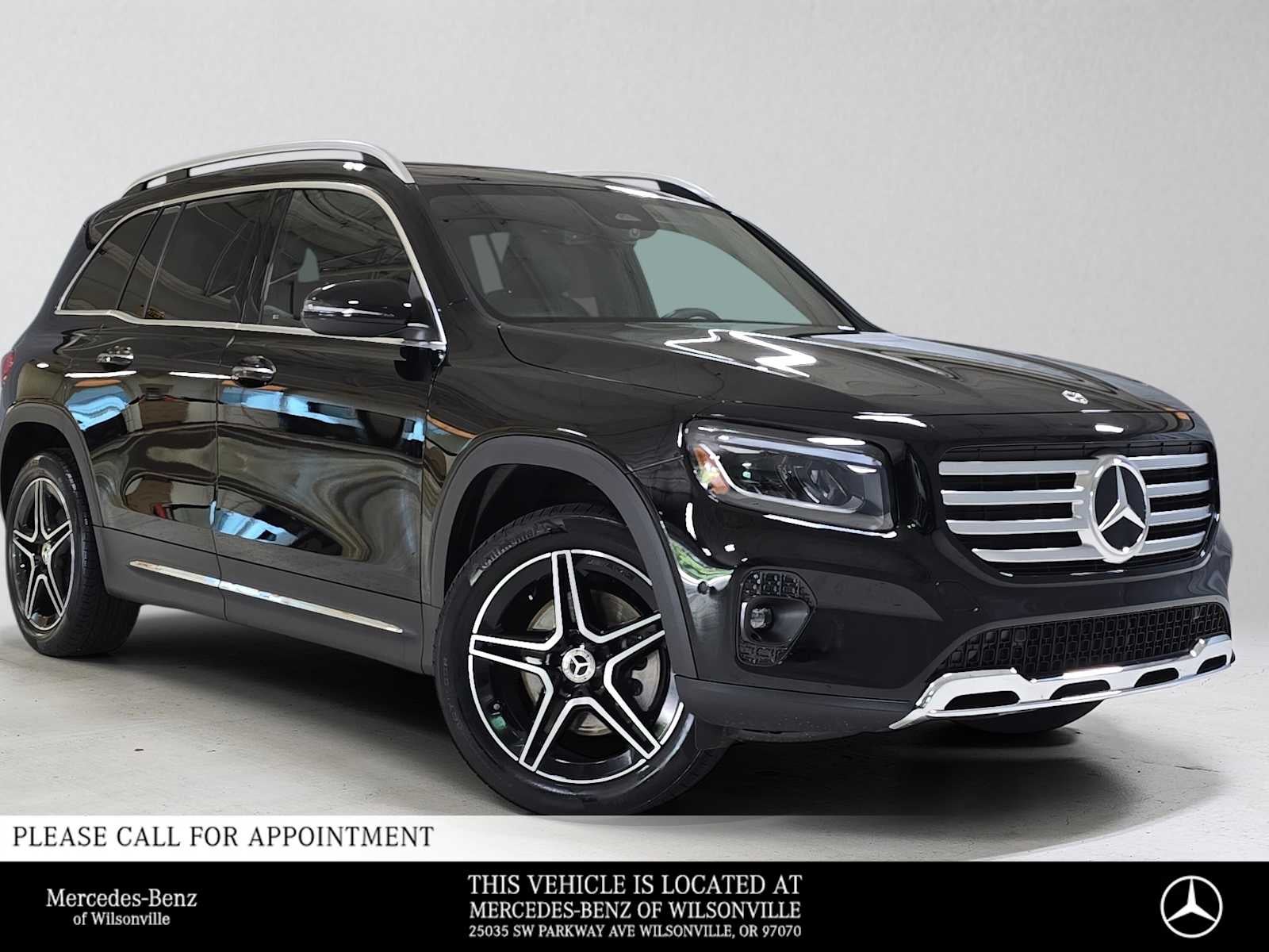 2026 Mercedes-Benz GLB 250 4MATIC SUV in Night Black — front three-quarter view