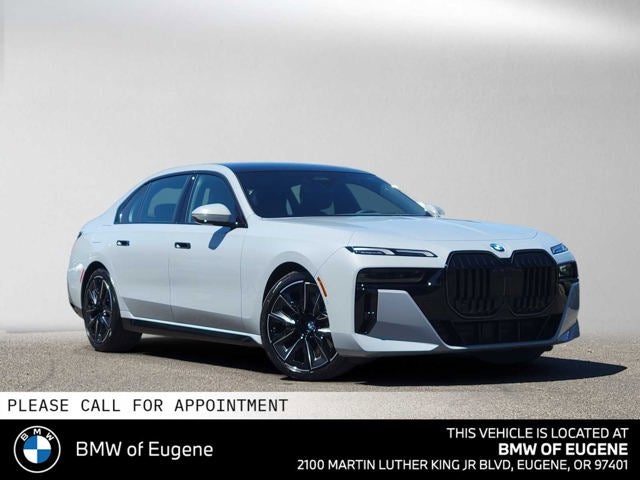 2026 BMW 740i 740i xDrive in Brooklyn Grey Metallic — front three-quarter view