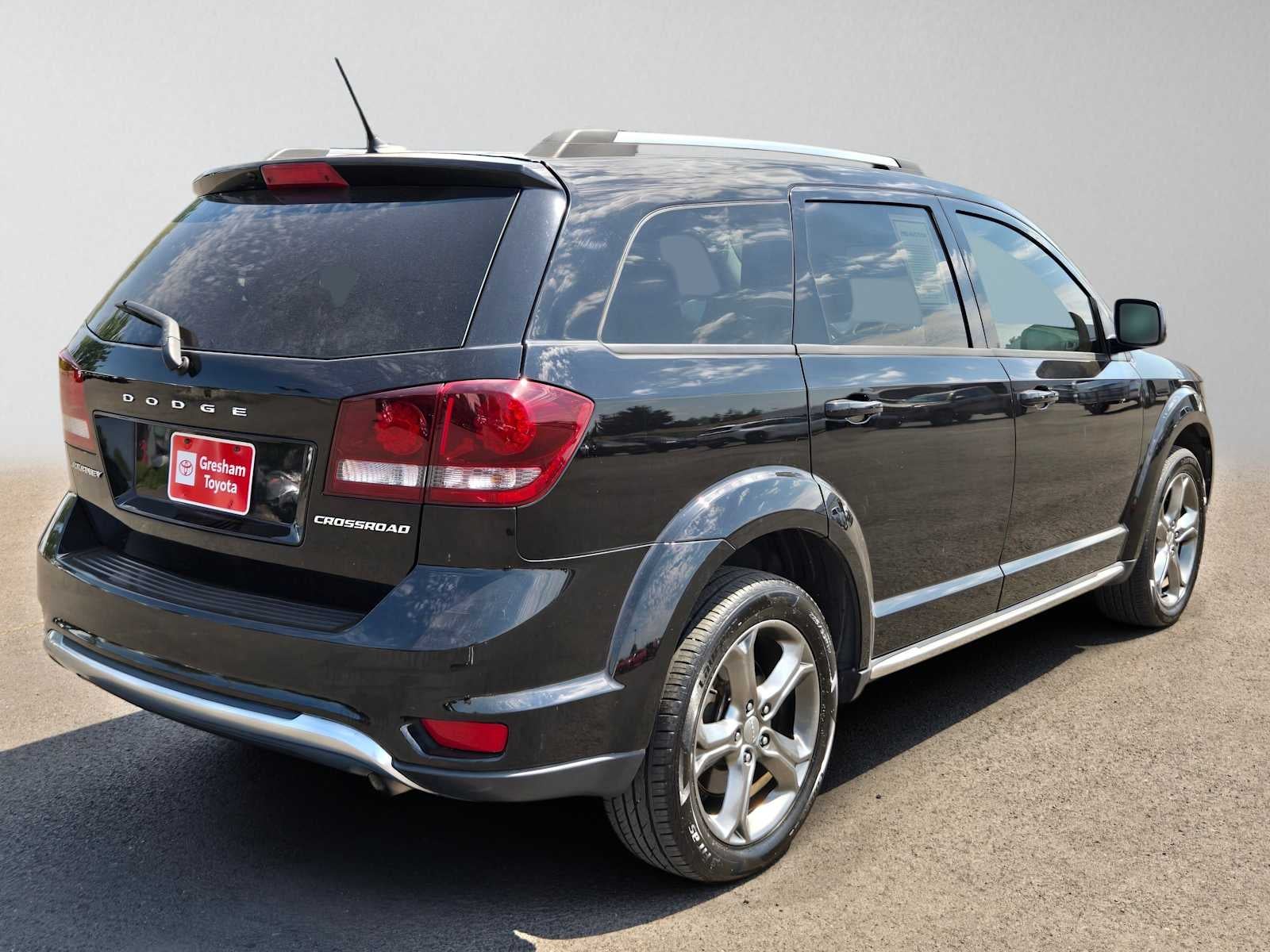 2016 Dodge Journey — rear three-quarter view