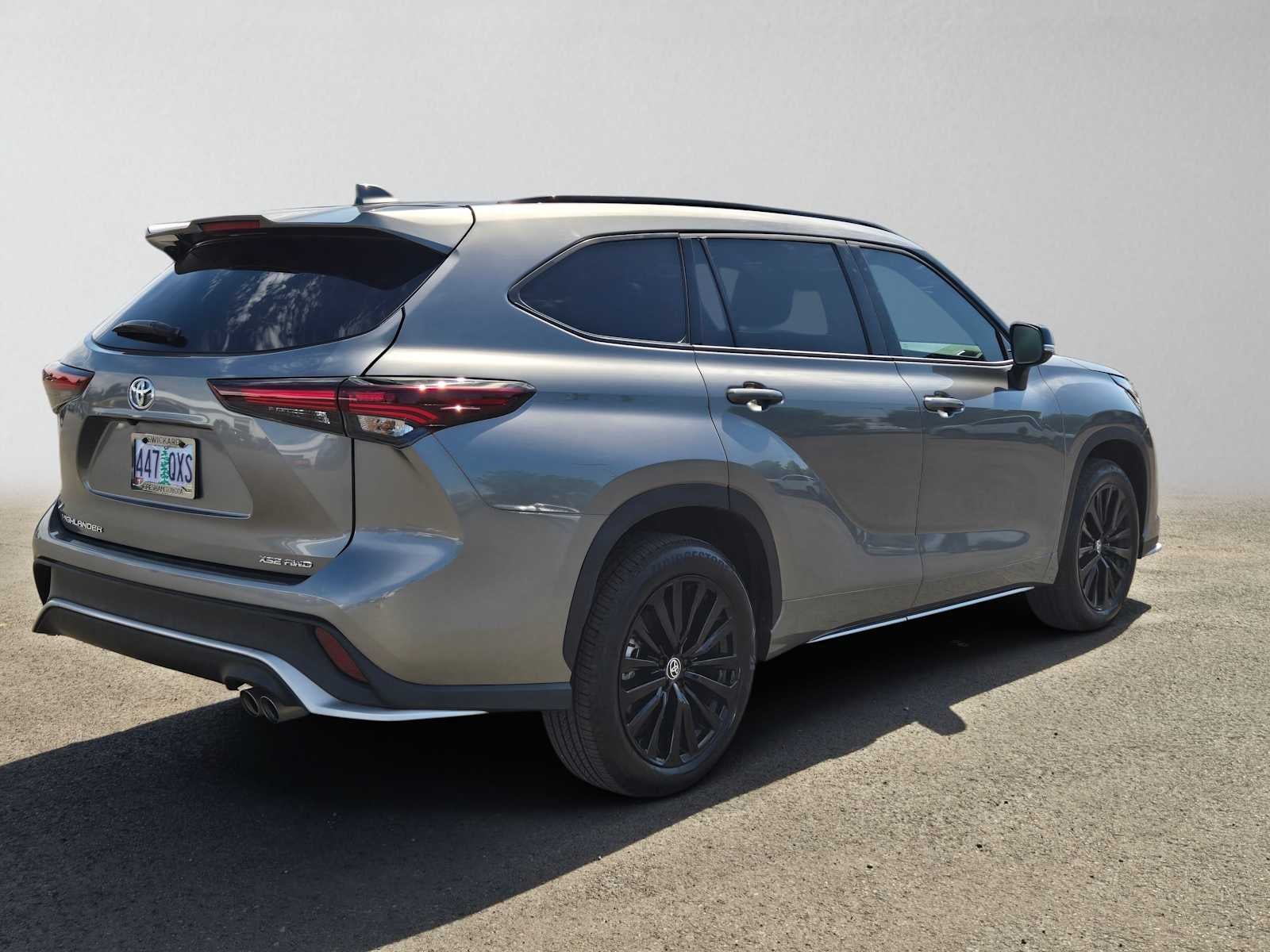 2026 Toyota Highlander — rear three-quarter view