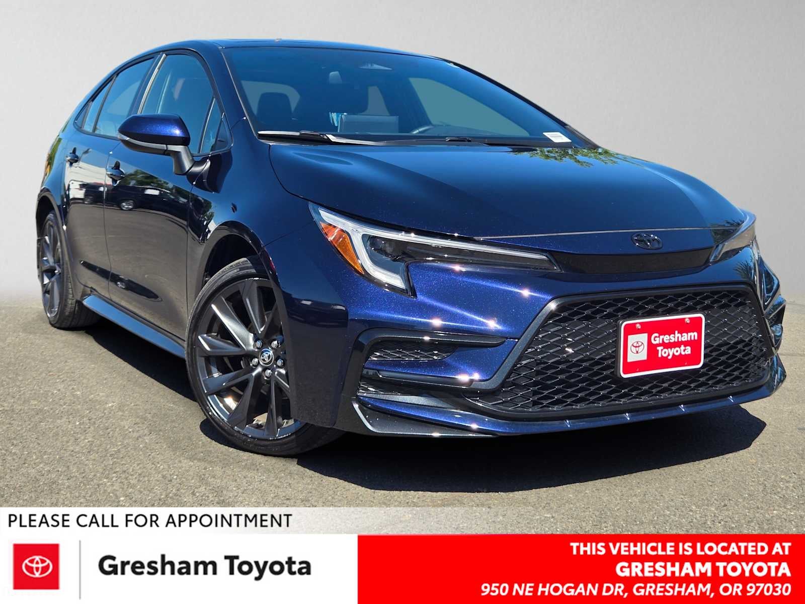 2025 Toyota Corolla SE in Blueprint — front three-quarter view